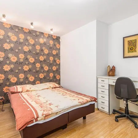 Pod Roza Wiatrow Apartment Kolobrzeg Exterior photo