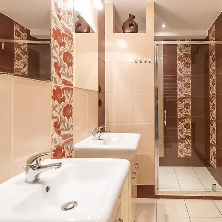 Pod Roza Wiatrow Apartment Kolobrzeg Exterior photo